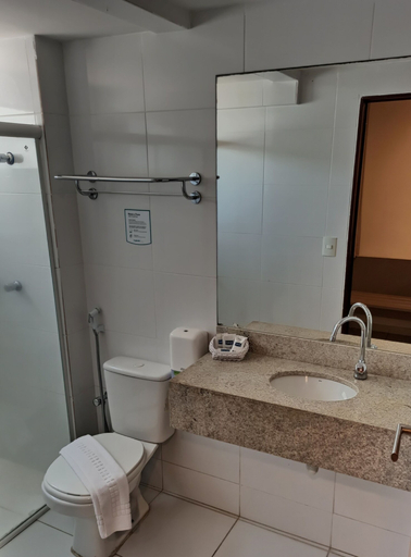 Bathroom 4, Slim Pajuçara by Tropicalis, Maceió (capital)