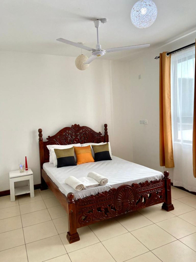 Bedroom 2, Shanzu Beachfront Apartments by CHH, Kisauni