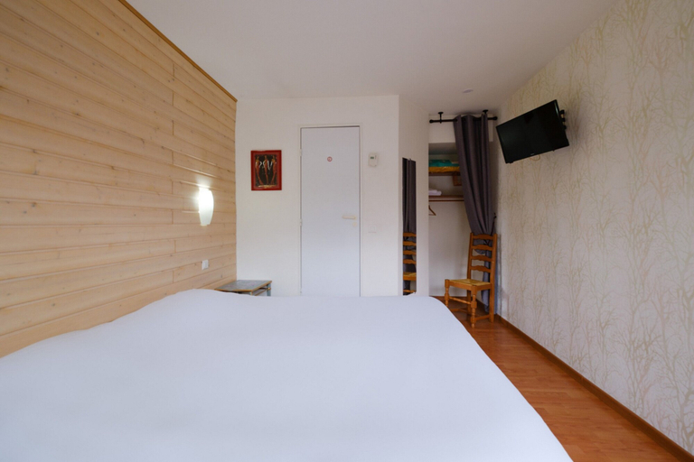 Bedroom 5, Eqynox Hôtel, Marne
