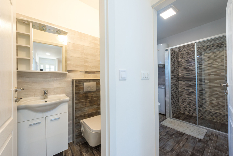 Bathroom 3, Apartments Lucija, Dubrovnik