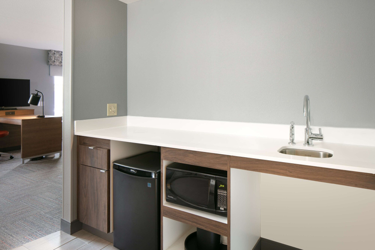 Others 5, Hampton Inn Dubuque, Dubuque