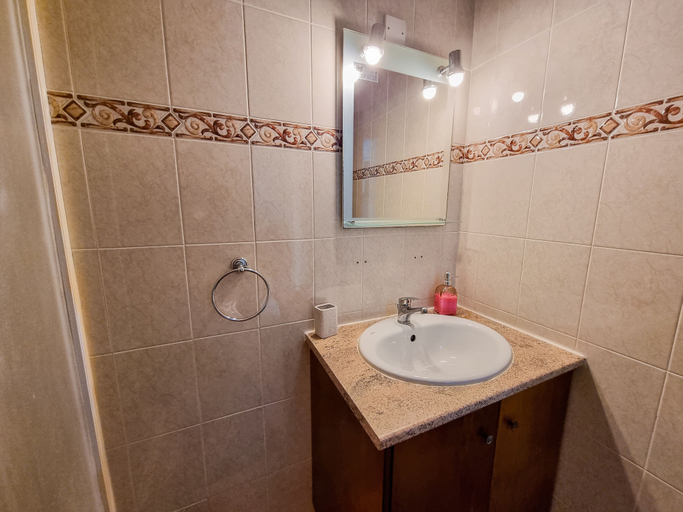 Bathroom 3, Seaside Heaven Apartment, Larnaca