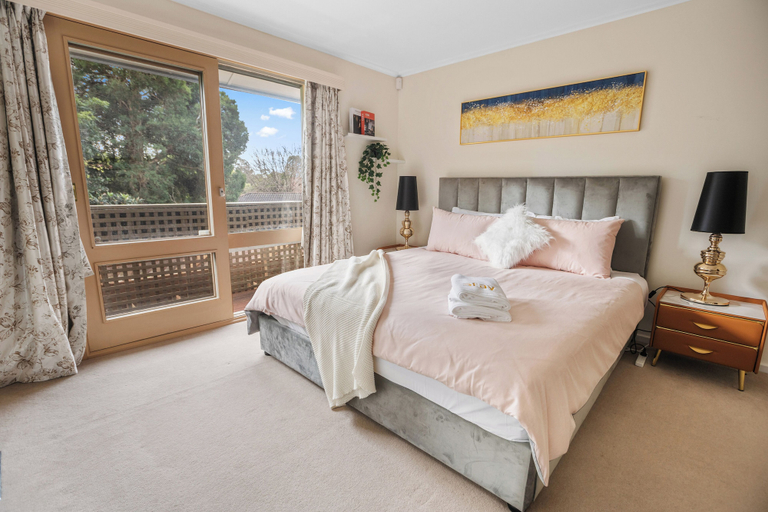 Bedroom 3, Stylish Retreat at Wheelers Hill 5BRM, Monash - Waverley East