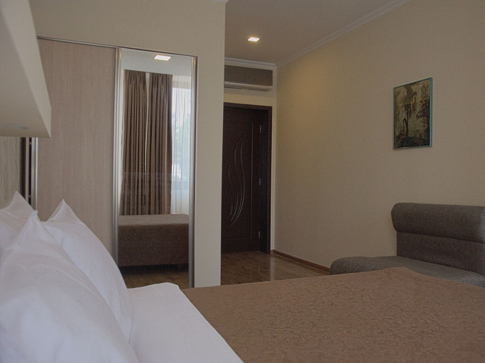 Bedroom 3, Hotel Tiflis, Tbilisi