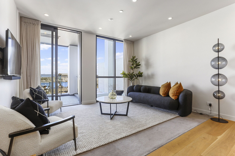 Others 3, Modern tranquility in the city, Waitakere