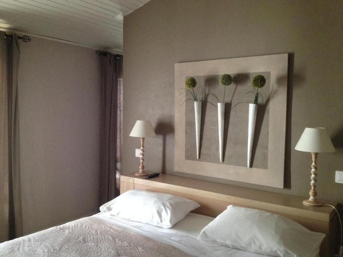 Bedroom 3, Hôtel les Magnanarelles, Bouches-du-Rhône