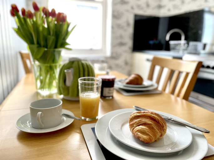 Food & Drinks 4, Fayvan Apartments, North Yorkshire