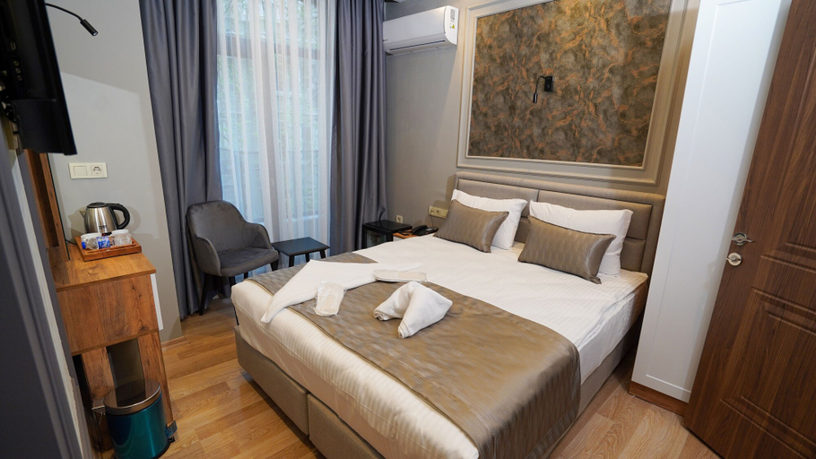 Bedroom 2, Fidan City Hotel, Beyoğlu