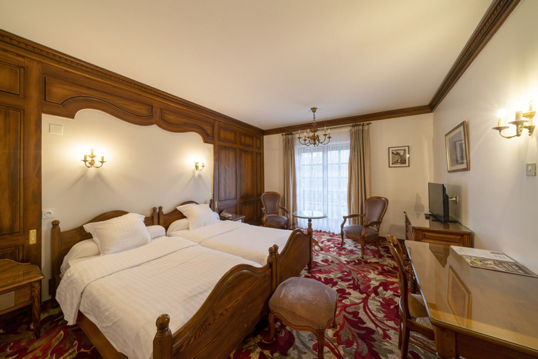 Bedroom 8