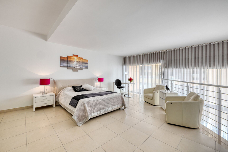 Bedroom 3, Duplex Luxury Apartment in Portomaso With Pool, St Julian's