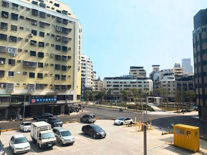 Exterior & Views 2, LoveRiverInn, Kaohsiung