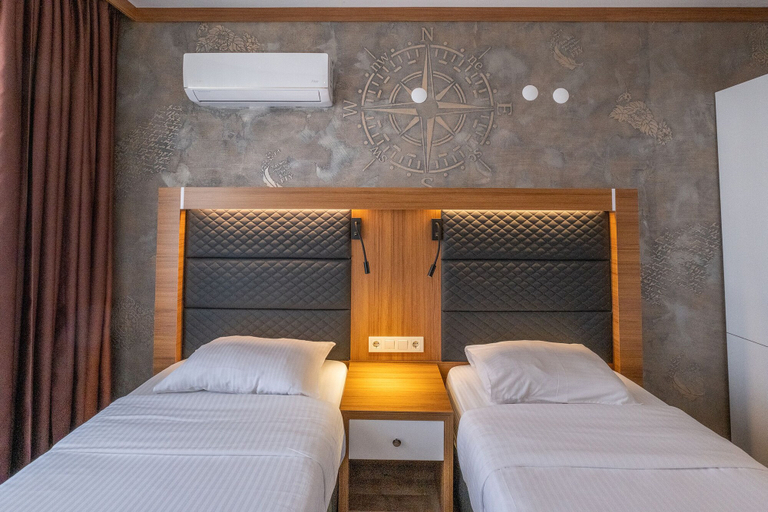 Bedroom 5, Sunday Beach Hotel, Kuşadası