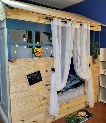Bedroom 4, Chez Christy, Allier