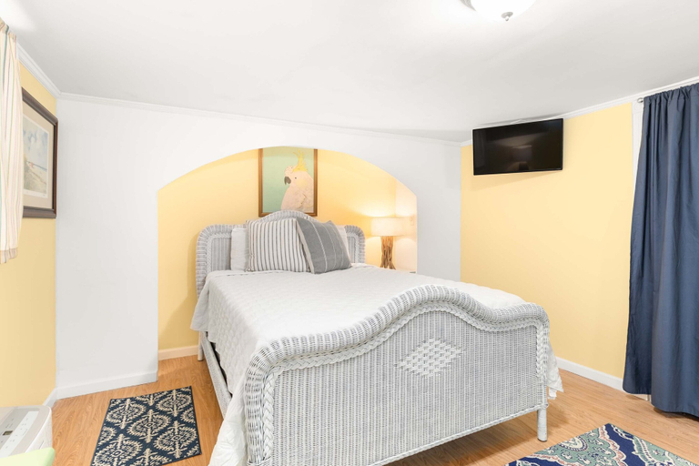 Bedroom 2, Blue Heron Retreat, Chatham