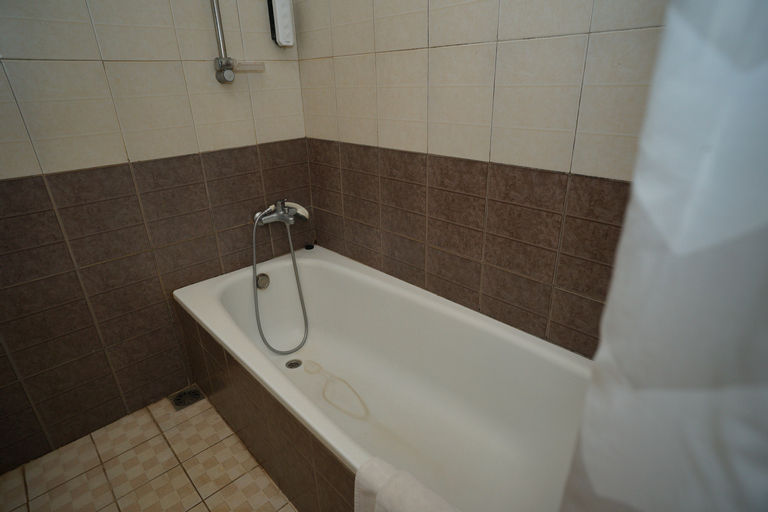 Bathroom 4