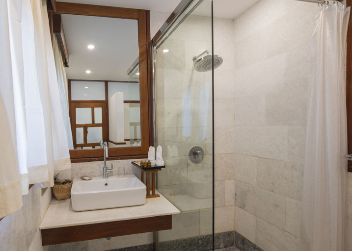 Bathroom 3, Popa Garden Resort, Myingyan