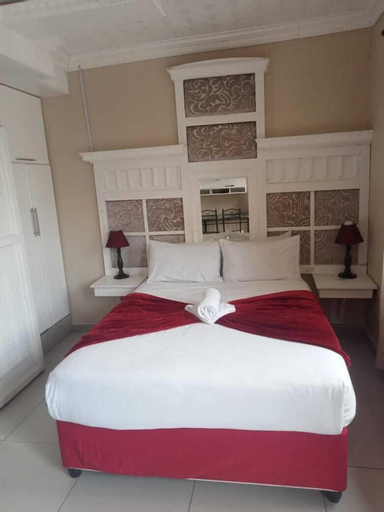 Bedroom 2, Emampingeni Lodge, Alfred Nzo