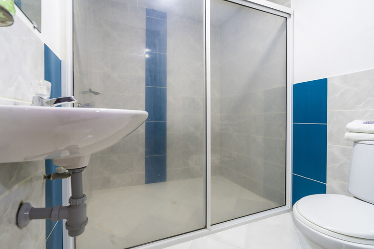 Bathroom 4, Hotel Midas, Medellín