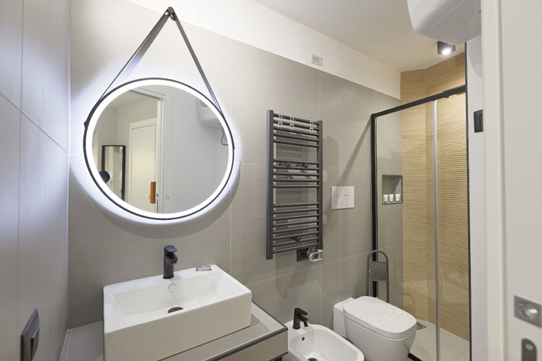 Bathroom 4, Chianu Palì guest rooms, Agrigento