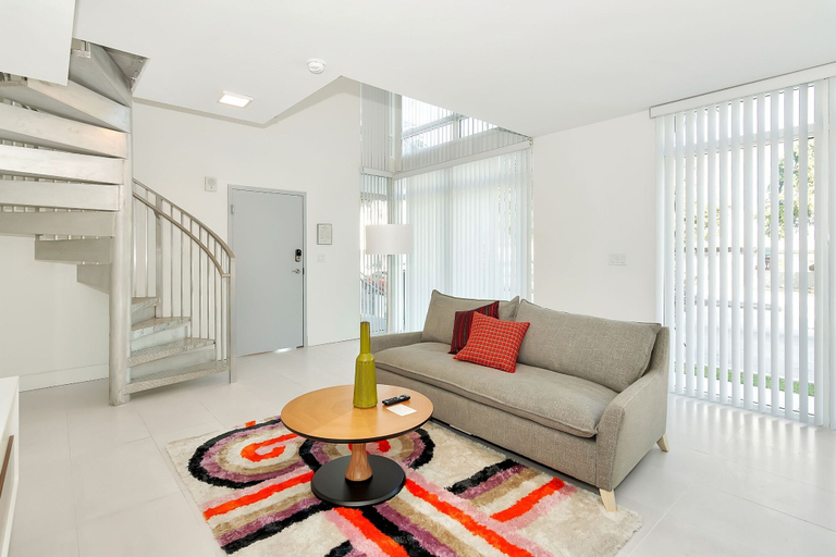 Others 5, Roami at Grove 27, Miami-Dade