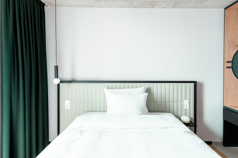 Bedroom 3, Coreum Hotel, Groß-Gerau