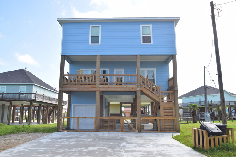 Exterior & Views 2, Beach Sands 1, Galveston