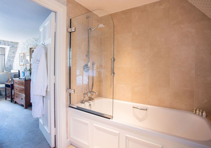 Bathroom 5, Hambleton Hall, Rutland