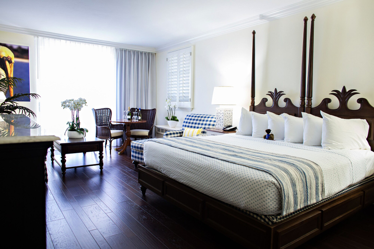 Bedroom 4, Inn at Pelican Bay, Collier