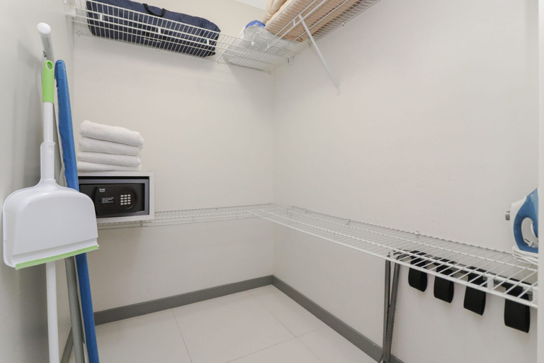 Bedroom 4, Roami at Habitat Brickell, Miami-Dade