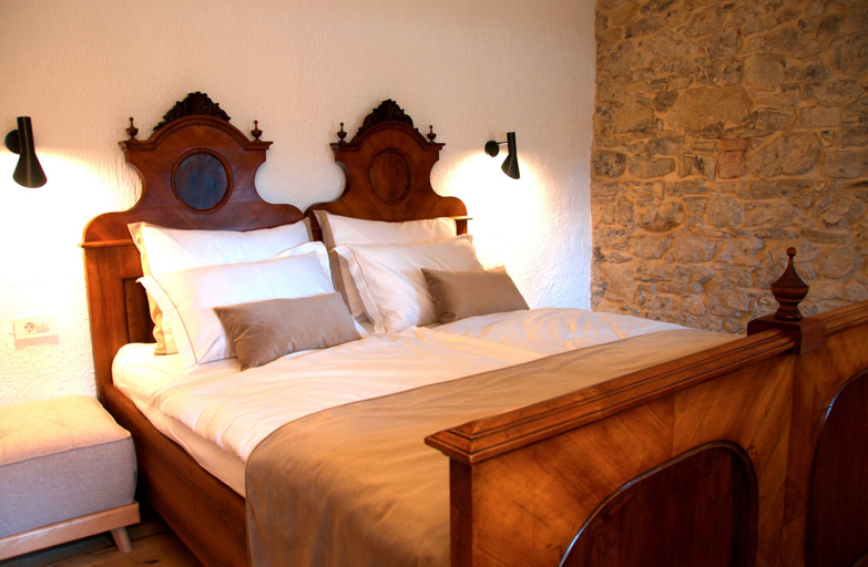 Bedroom 2, Pira Hotel, Postojna