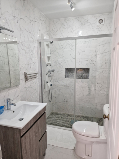Bathroom, Beautiful 2-bed Apartment in Arcos de Valdevez, Arcos de Valdevez