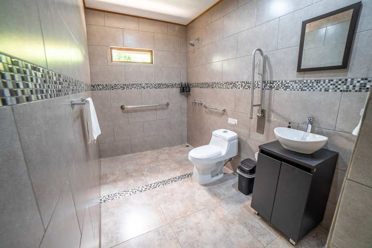 Bathroom 4, Natüra Hotel Monteverde, Puntarenas