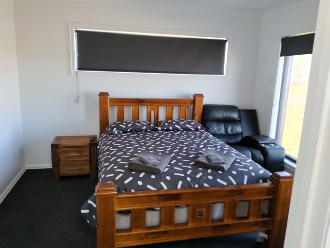 Bedroom 3, The Black house, Indigo - Pt B