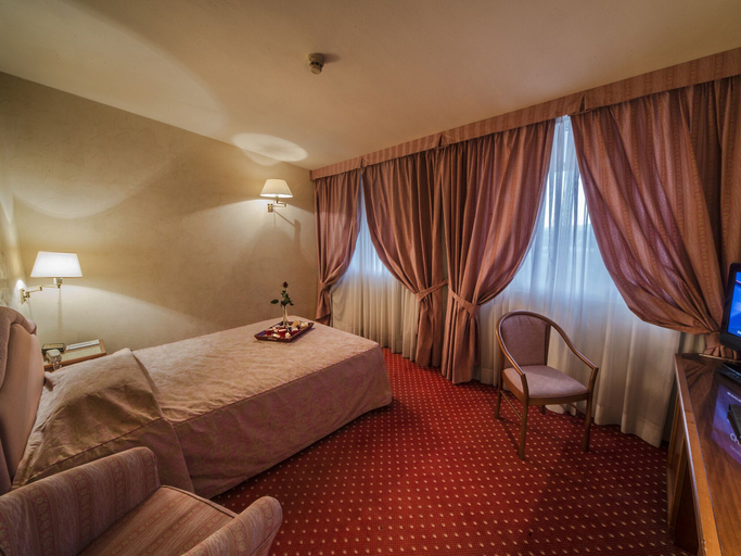 Bedroom 3, Hotel Valdarno, Arezzo