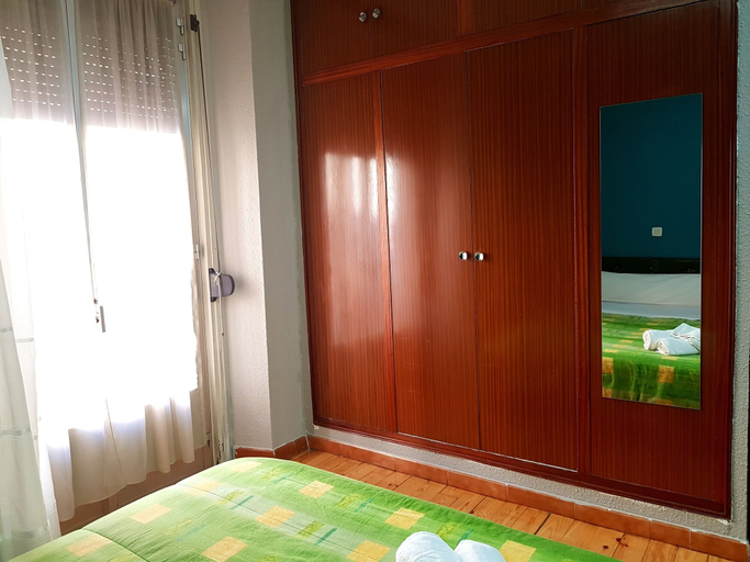 Bedroom 3, Hostal Padre Isla 1, León