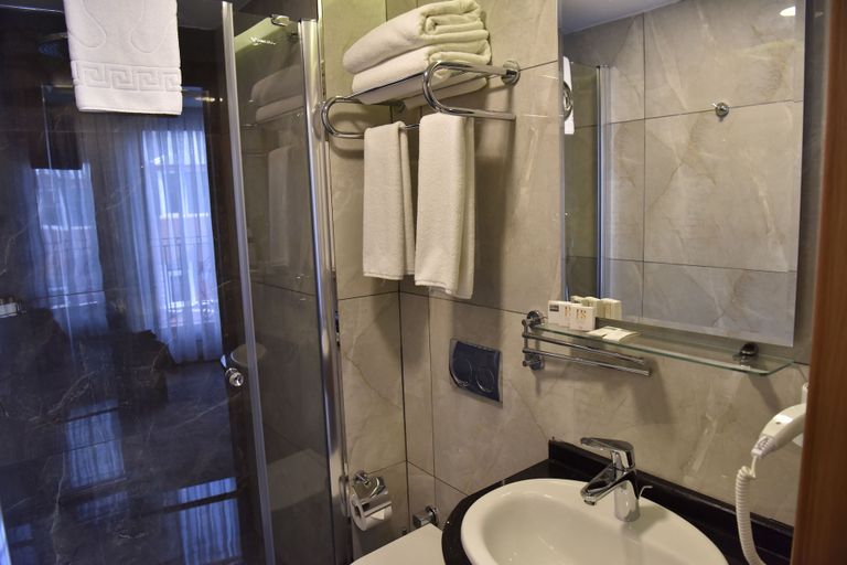 Bathroom 5, Four Seven Hotel, Fatih