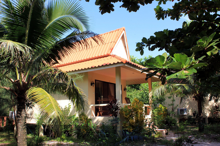 Exterior & Views 2, Buffalo Bay Vacation Club, Muang Ranong