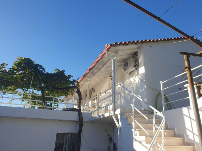 Exterior 3, Rosemary House Number One, Sarandës