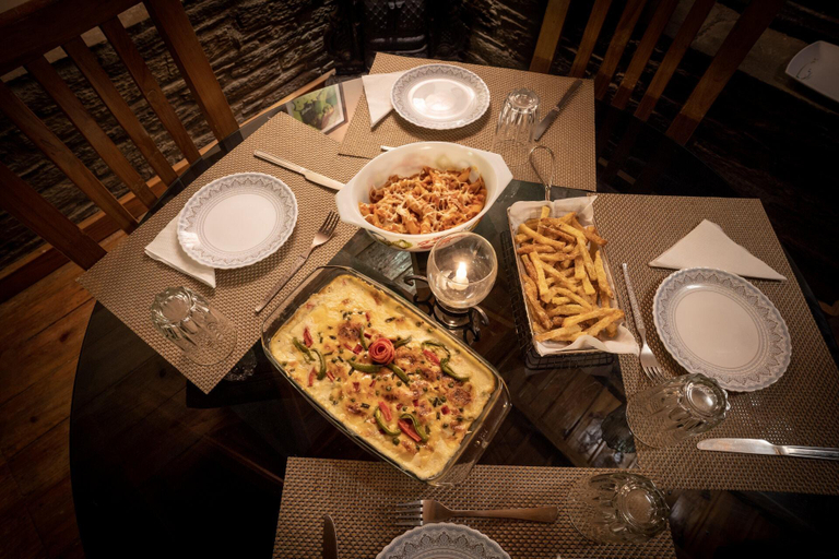 Food & Drinks 4, Avenida Himalayan Retreat , Nainital