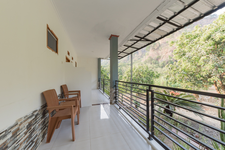 Exterior & Views 5, RedDoorz near Ciletuh Sukabumi, Sukabumi