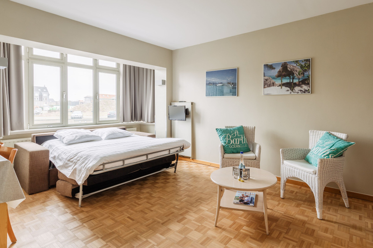 Bedroom 3, West Bay, West-Vlaanderen