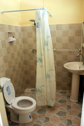 Bathroom 4, Buffalo Bay Vacation Club, Muang Ranong