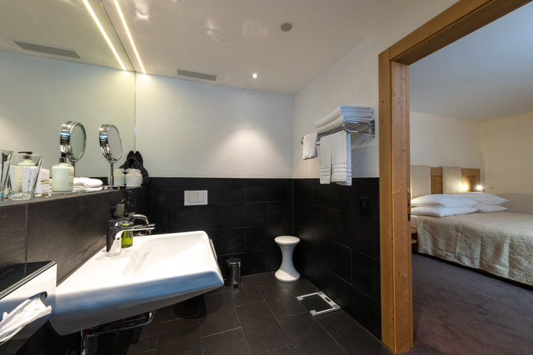 Bedroom 4, Nira Alpina - Member of Design Hotels, Maloja
