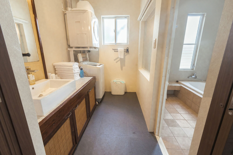 Bathroom 3, KARTANA, Miyakojima