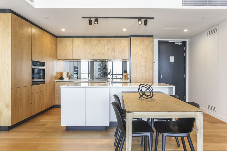 Others 5, Modern tranquility in the city, Waitakere