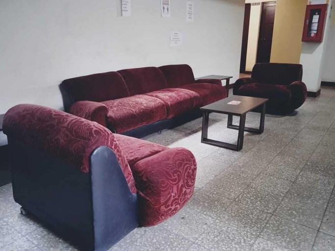 Others 3, Hotel Estación Central, Lima