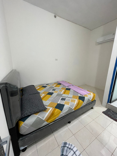 Bedroom 2, Airin Kost And Homestay, Singkawang