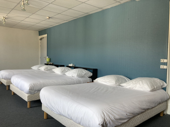 Bedroom 3, hôtel Aigle d'or, Puy-de-Dôme
