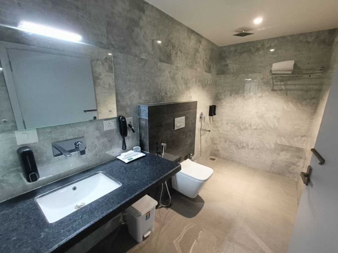 Bathroom 5, Hotel Golden Orchid, Dibrugarh
