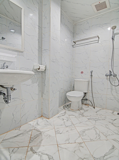 Bathroom 3, Collection O 91397 Tasqya Costel Syariah, Pekanbaru